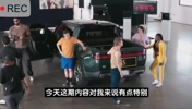 浓眉整蛊前队友里夫斯：球打的好，人品更没话说！