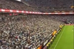 千呼万唤！超9万人观战阿根廷热身赛，下半场齐呼：我们要梅西！